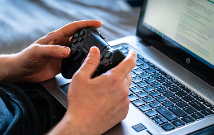gaming laptop
